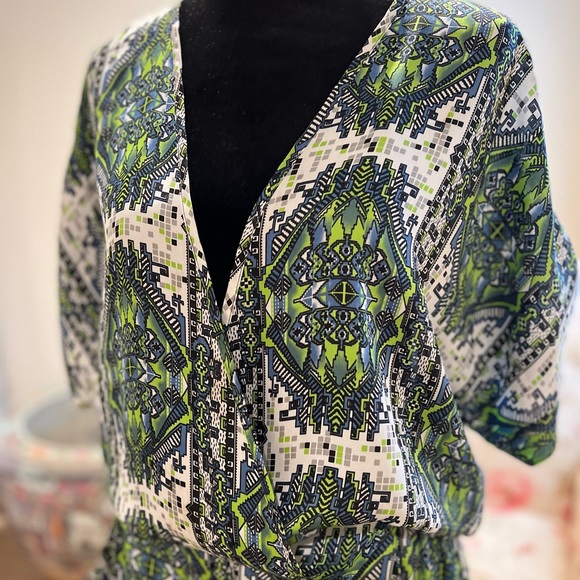 GLAM V-neck elastic waist ROMPER. Size L - Picture 2 of 6